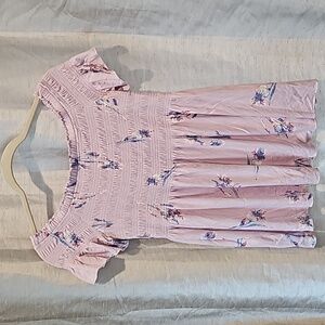 A Pea In The Pod Maternity Top